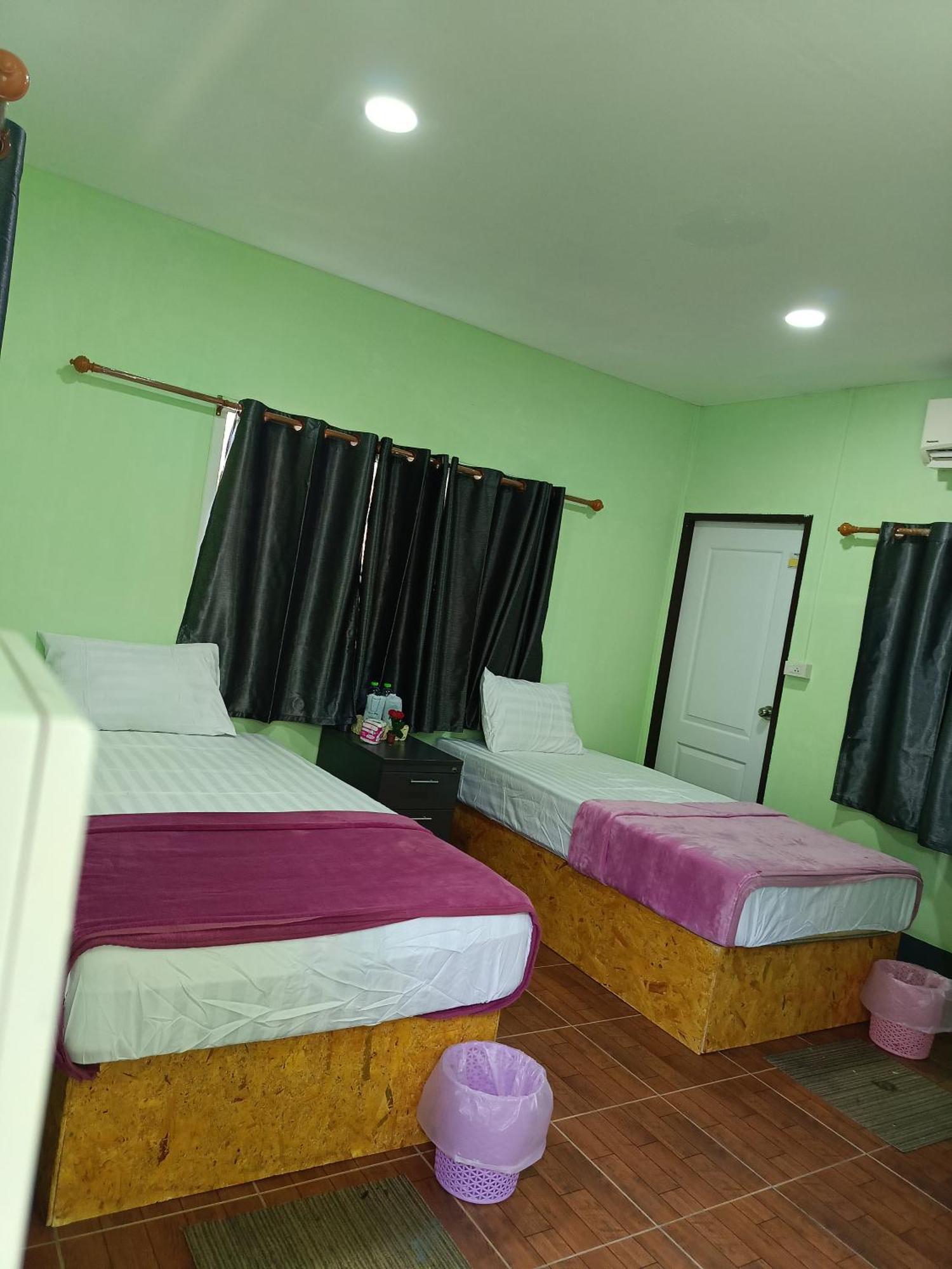 Bussaracum Resort Kanchanaburi City Exteriör bild